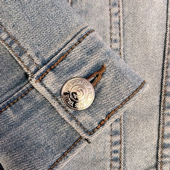 NWT True Religion Denim Jacket - Picture 8 of 13